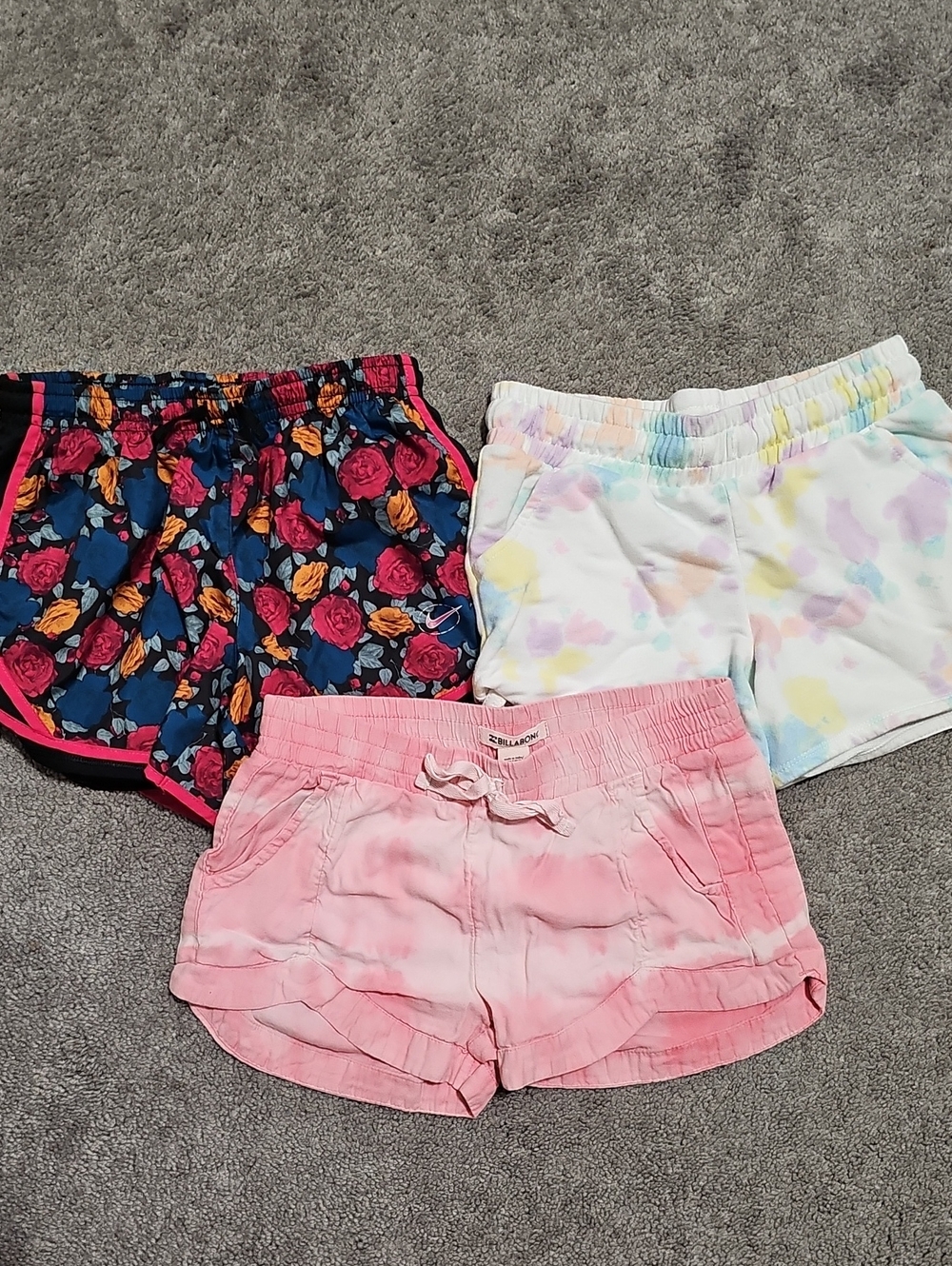 Nike/Billabong/Cat & Jack Girls Shorts Size Medium